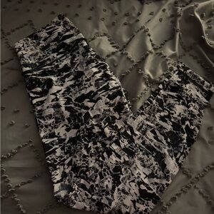 lululemon athletica Black and White Patterned Leggings
